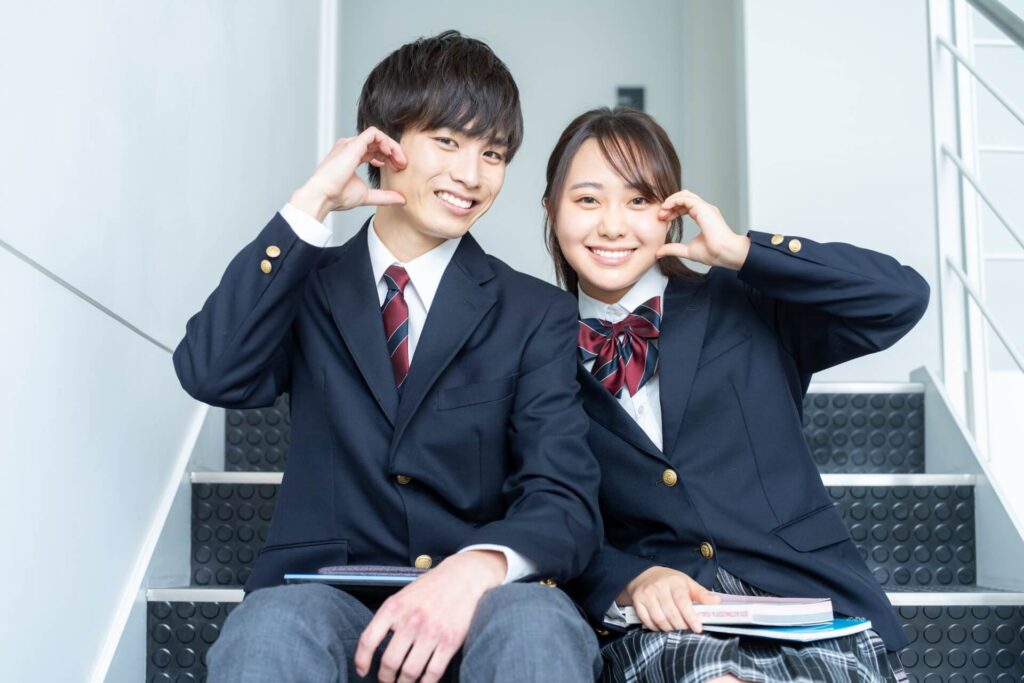 高校生の男女