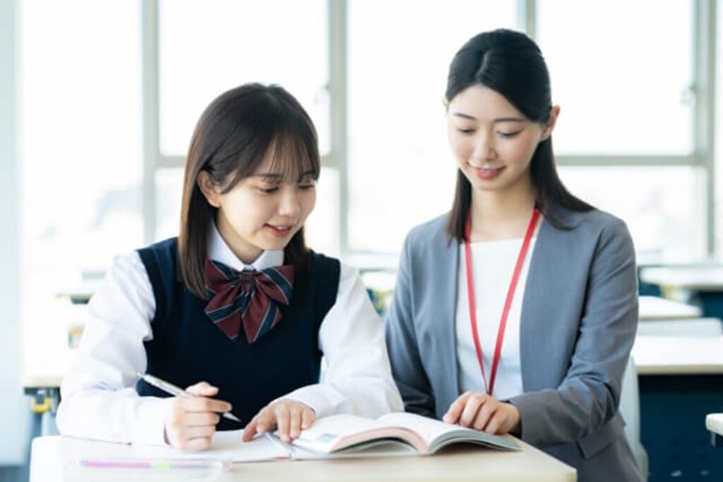 先生と女子生徒